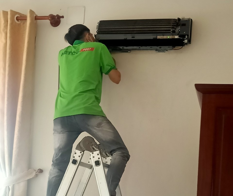 sua-may-lanh-quan-11